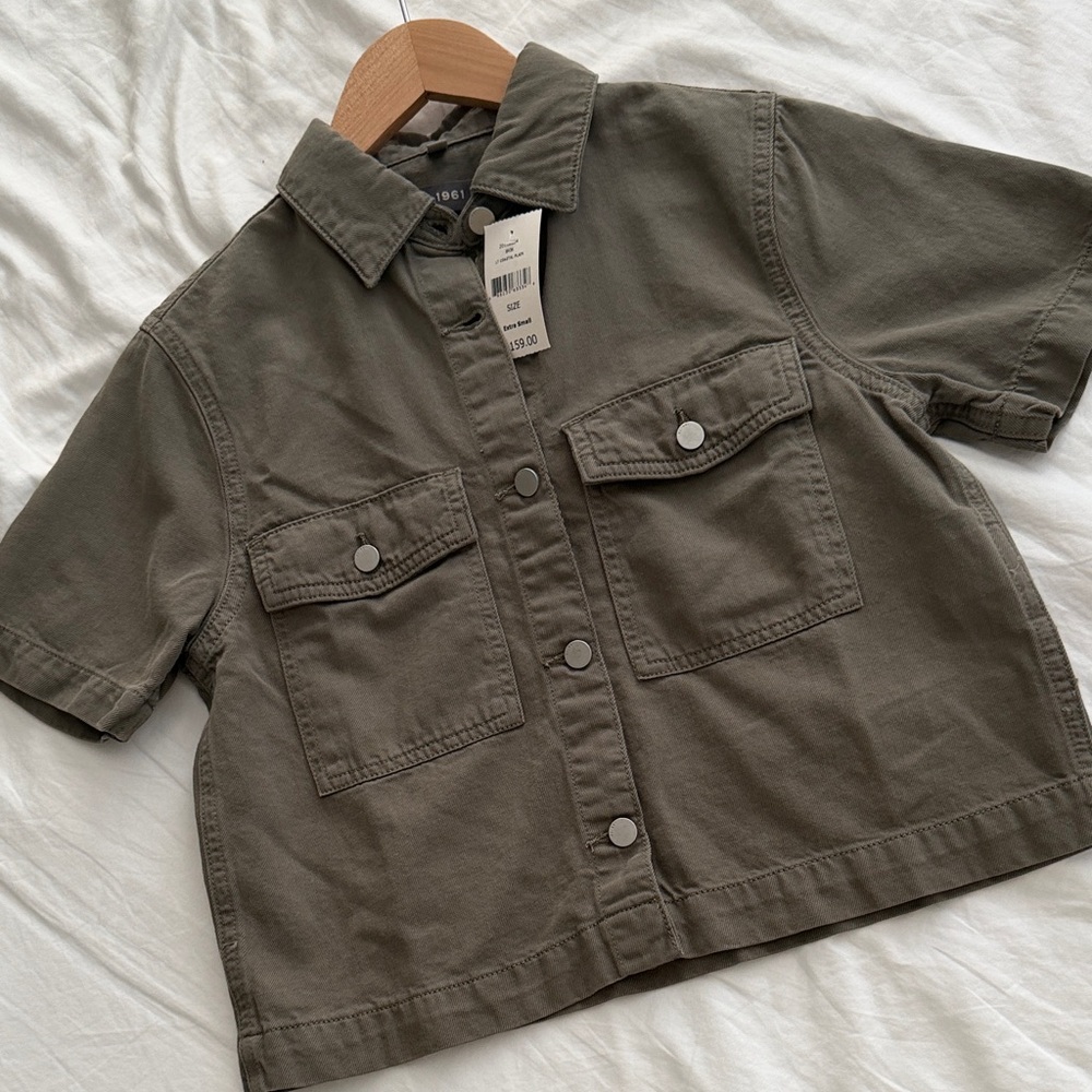 NEW DL1961 - Cropped Denim Button Up